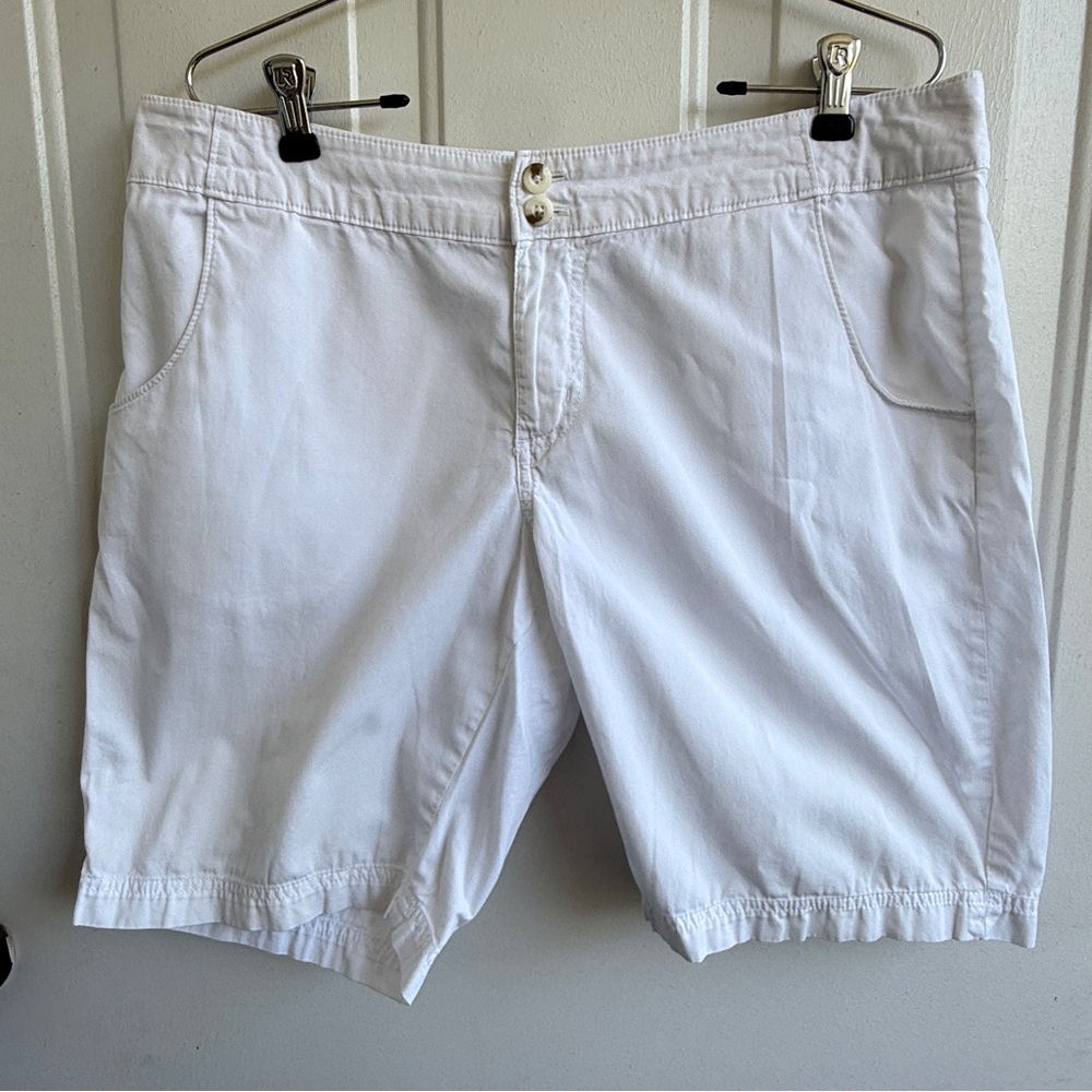 Columbia PFG Omni-Shade White‎ Shorts – Size 12/10